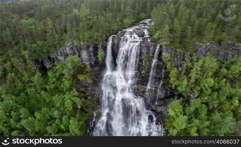 00:09 | 00:18 1? Aerial footage from Tvindefossen waterfall from the bird&acute;s-eye view, Norway