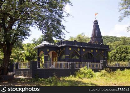 A beautiful hindu temple in black stone at Mandvi Budruk, Pune district. A beautiful hindu temple in black stone at Mandvi Khurd, Pune district.