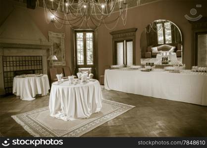 a catering buffet for a wedding day in the tercesi Castle