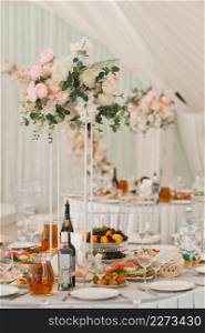 A close-up photo of the decor of the wedding hall.. Elements of decoration of a festive hall for a wedding 3783.