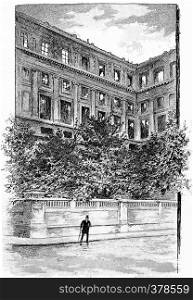 A corner of the facade, vintage engraved illustration. Paris - Auguste VITU ? 1890.