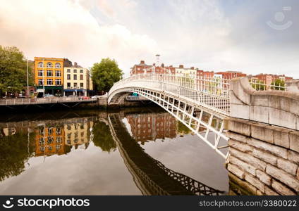 A famous toursit attraction in Dublin, Ireland, Ha&rsquo;penny Bridge.