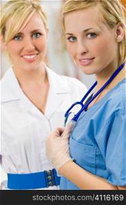 A female nurse with her surgical colleague