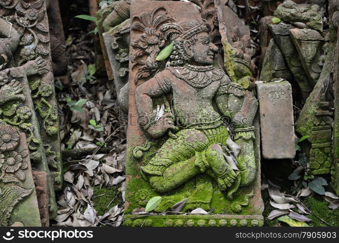 a garden and Buddha terracota of Mr Ban Phor Linag Meuns Terracota Art in the city of chiang mai in the north of Thailand in Southeastasia. &#xA;&#xA;&#xA;