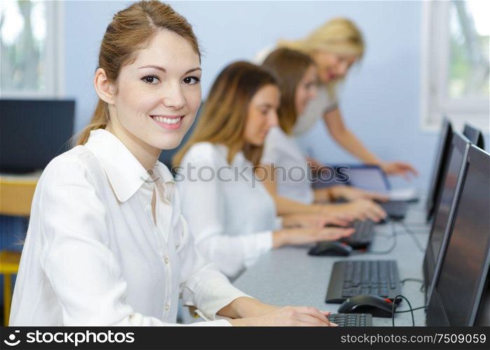 a happy computer secretarial studies