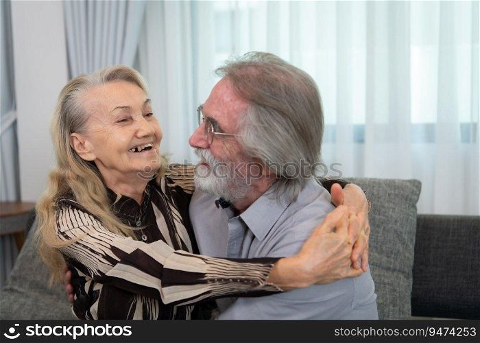 A long-term relationship that lasts till old age, characterized by unwavering affection. Still expressing affection and joyfully hugging one another.
