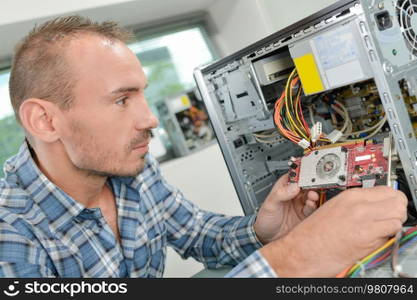 a man computer casing assembling