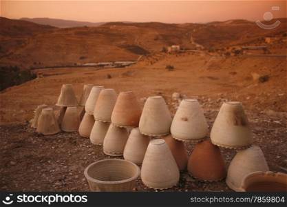 a pottery shop at the road from Jerash to Amman in Jordan in the middle east.. ASIA MIDDLE EAST JORDAN