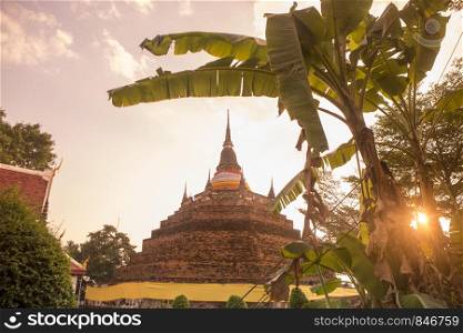 a ruin of the Wat Ratcha Burana Temple in the city of Phitsanulok in the north of Thailand. Thailand, Phitsanulok, November, 2018.. THAILAND PHITSANULOK WAT RACHA BURANA TEMPLE
