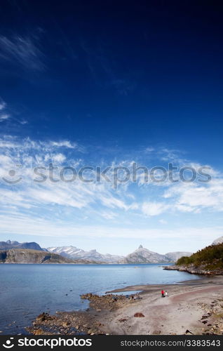 A small beach area in northern Norway