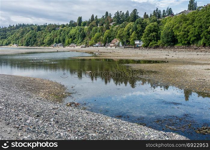 A view of the shoreline at low tide in Des Moines, Washington.