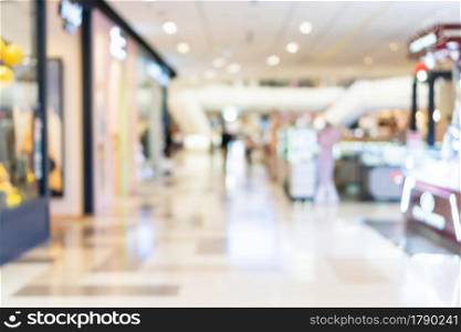 Abstract blur and defocused in department store interior for background