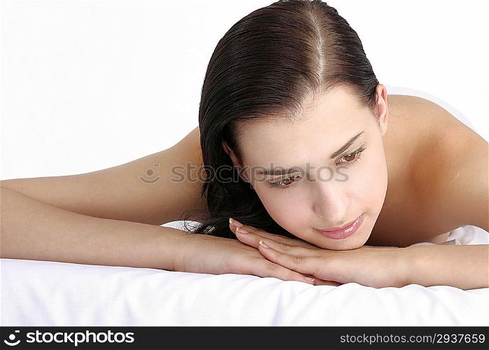 &acute;Young woman lying on front,close up&acute;