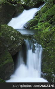 Akameshijuuhattaki ravine