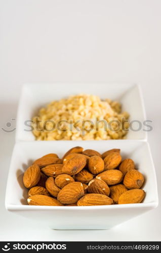 almonds, whole and minced