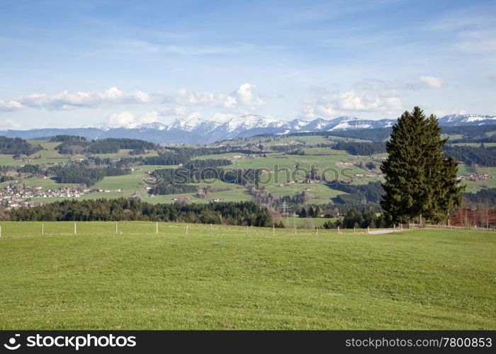 An image of the German Alps in Bavaria