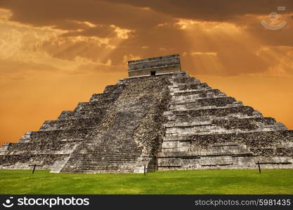 Ancient Mayan pyramid, Kukulcan Temple at Chichen Itza, Yucatan, Mexico