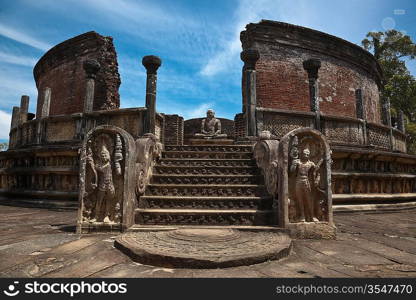 Ancient Vatadage (Buddhist stupa) in Pollonnaruwa, Sri Lanka