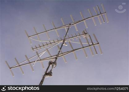 antenna in winter