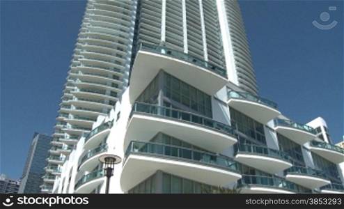 ApartmentgebSude in Miami in der NShe von Brickell Avenue - Apartment building in Miami on Brickell Avenue