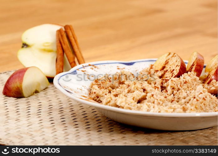 Apple Cinnamon Porridge