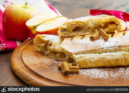 apple strudel with fresh apple and cinnamon