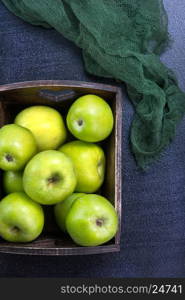 apples on a table, crop of apples