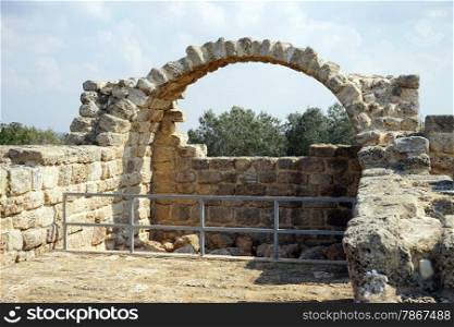Arch in ancient farm Hirbat Akav in Israel