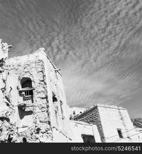 arch village house and cloudy sky in oman the old abandoned