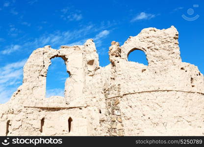 arch village house and cloudy sky in oman the old abandoned