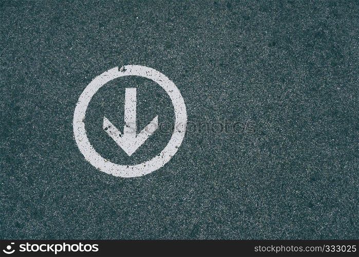 arrow traffic signal in the road