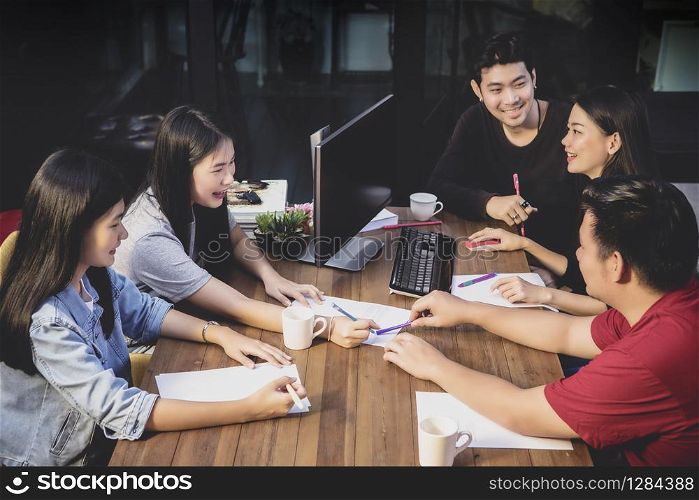 asian freelance team planing for teamwork in office meeting room