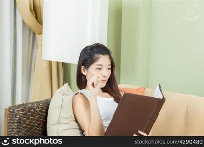 Asian young business woman working