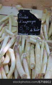 Asparagus on a market in the Provence, France