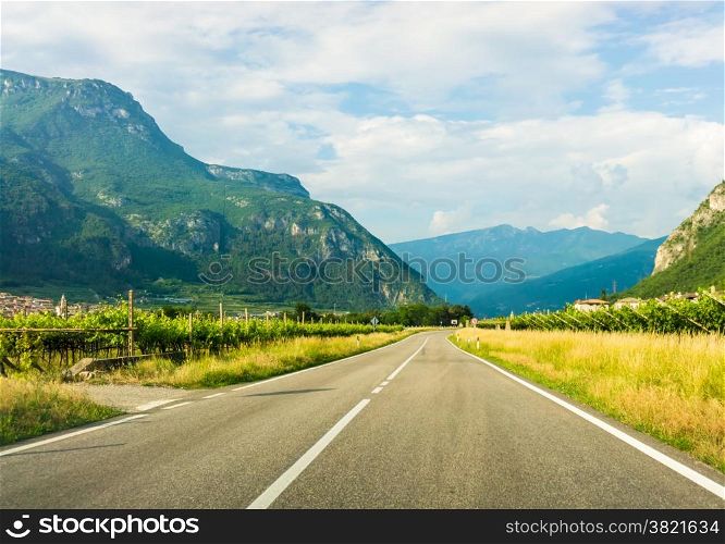 Asphalt Road. mountain road. Beautiful landscape
