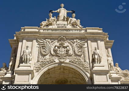 Augusta Street Arch is the triumphal arch connecting the Commerce Square to the Augusta Street. It has a clock and statues of Viriatus, Nuno Alvares Pereira, Vasco da Gama and Marquis of Pombal.