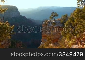 Ausblick auf einen Berg am Grand Canyon