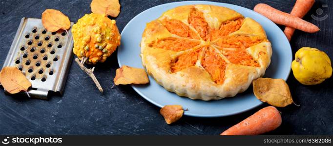 Autumnal vegetable pie. Vegetable pie from carrots, pumpkins and quinces