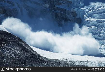 avalanche in Himalaya