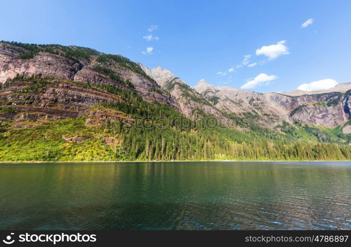 Avalanche lake in Glacial national park in Montana