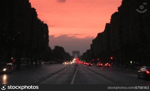 Avenue des Champs-+lysTes, Arc de Triomphe