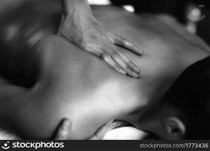 Ayurveda Back Massage with aromatherapy essential oil. Ayurveda Back Massage