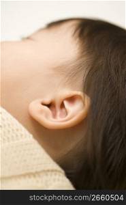 Baby girl&acute;s ear