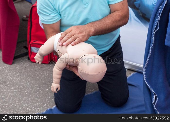 Baby or child first aid training for choking