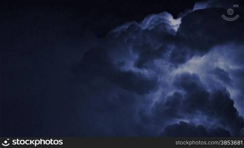 Bad thunderstorm with a lot of lightning over Miami, FL USA. Schweres Gewitter mit vielen Blitzen ueber Miami - Timelapse