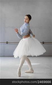 ballerina dancing tutu skirt pointe shoes