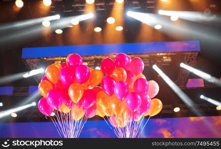 Balloons on the stage during the concert.