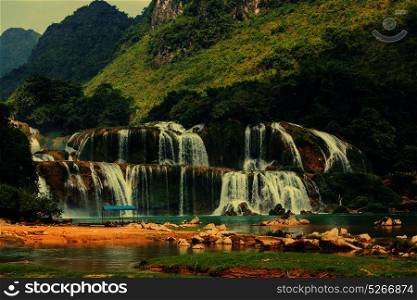 Ban Gioc - Detian waterfall in Vietnam