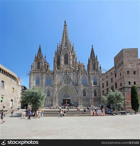 BARCELONA - JUNE 28: Cathedral Holy Cross and Saint Eulalia on June 28, 2016. A lot of tourists in front of the cathedral was constructed throughout 13th to 15th centuries in Barcelona, Spain.