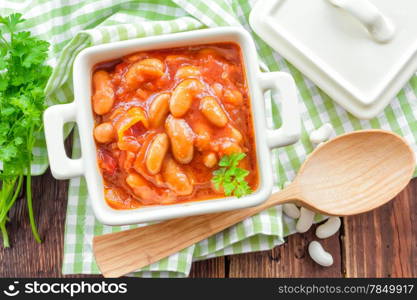 Beans in sauce